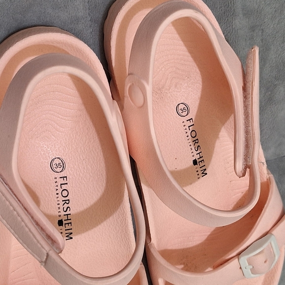 Florsheim Sandals - Picture 3 of 4